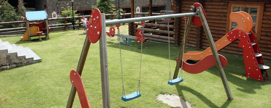 QU&Eacute; HACER - Mini club infantil &middot; Sport Hotels Andorra