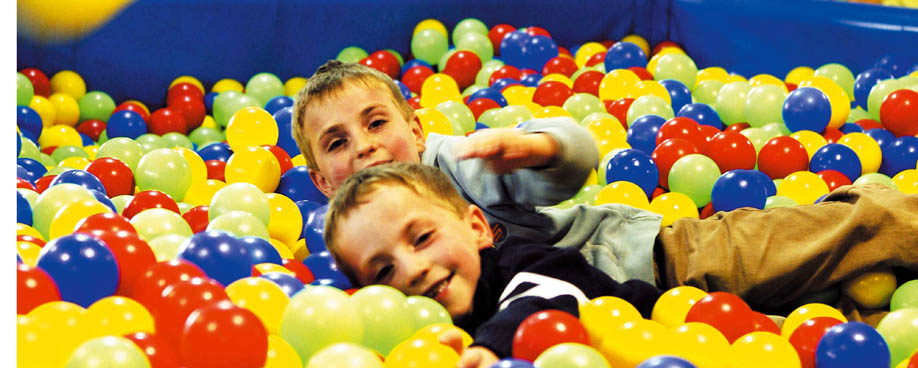 QU&Eacute; HACER - Mini club infantil &middot; Sport Hotels Andorra